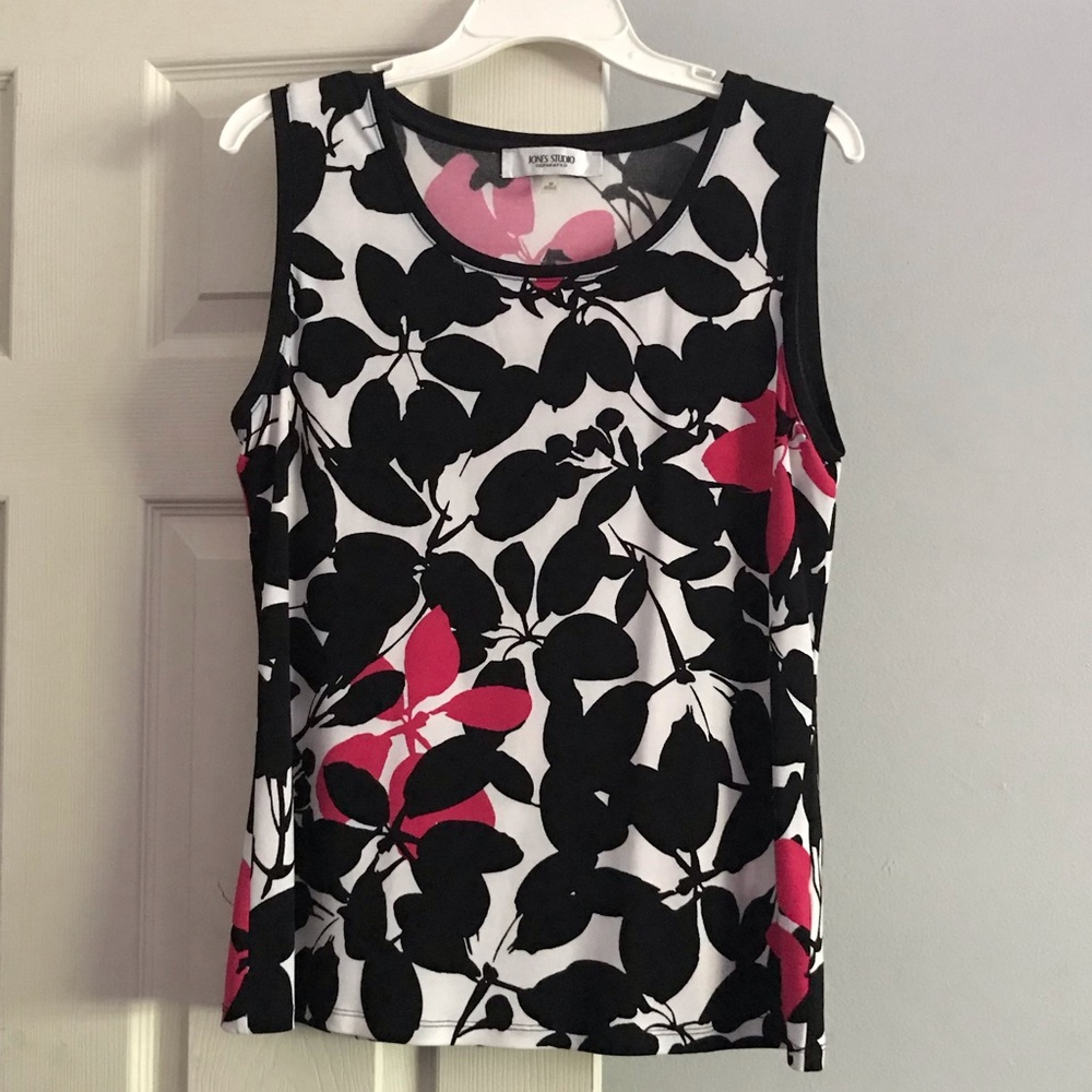 NWOT Jones Studio Floral Sleeveless Top